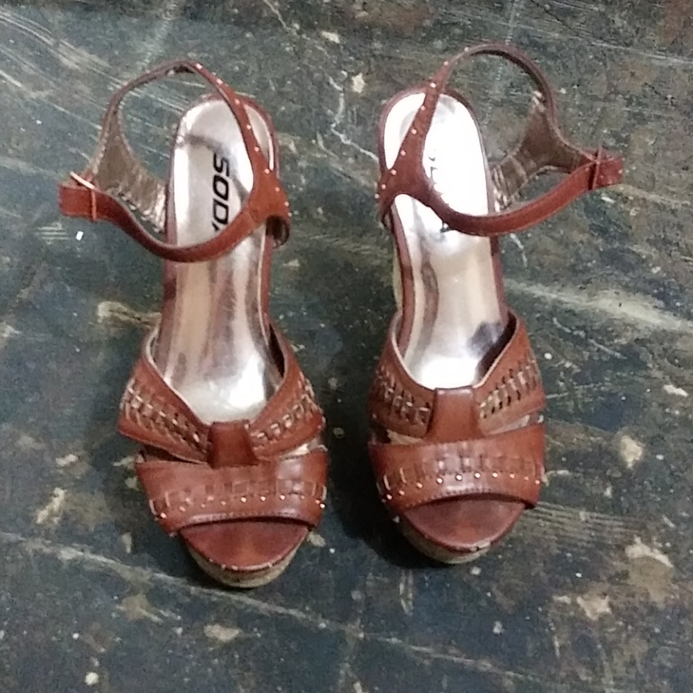 Shoes - Picture 2 of 2